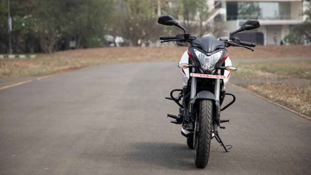 Bajaj Pulsar NS200